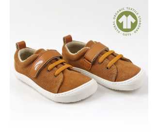 chaussures minimalistes modèle Harlequin Vegan, coloris honey, marque Tikki Shoes