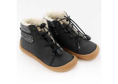 chaussures minimalistes modèle Beetle, coloris black, marque Tikki Shoes