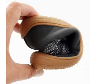 Flexibilité des chaussures minimalistes Beetle, coloris noir, marque Tikki Shoes