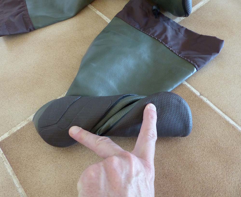 Flexibilité tortionnelle des bottes minimalistes Pokeboo